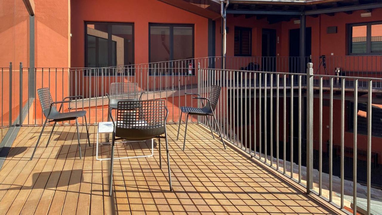 Apartaments Y Habitacions Entre Volcans Olot Exterior foto
