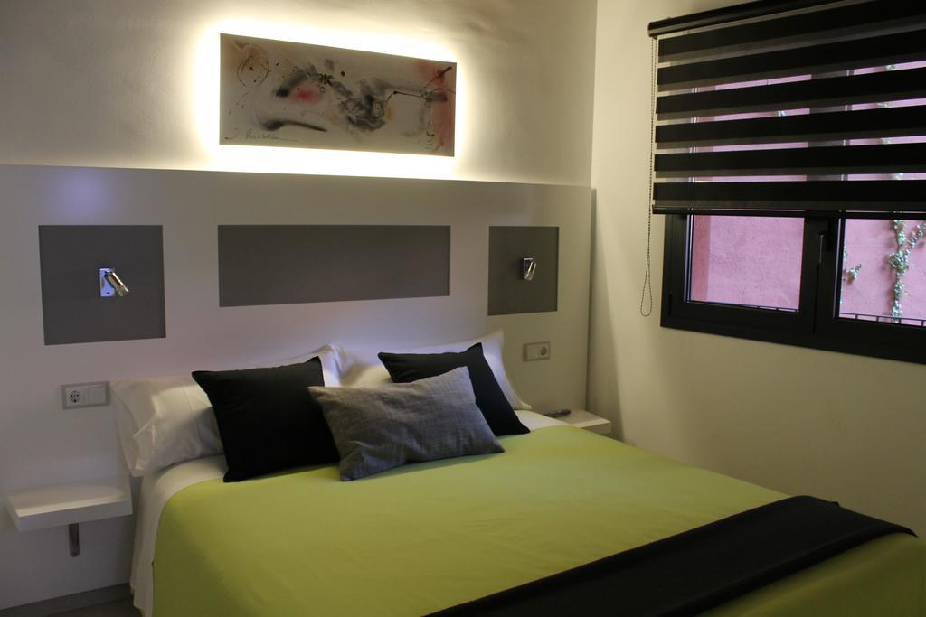 Apartaments Y Habitacions Entre Volcans Olot Exterior foto